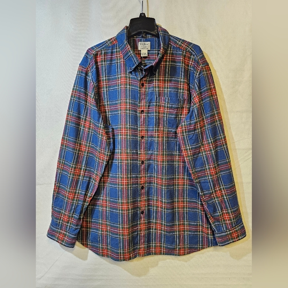 L.L. Bean Men's Multicolor Plaid Button Down Shirt